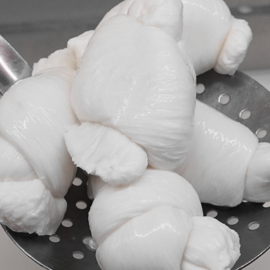 caseificio-favale-mozzarelle1